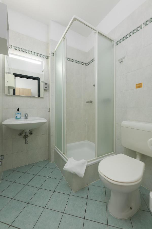 Guesthouse Lugano Apartments By Lr 外观 照片